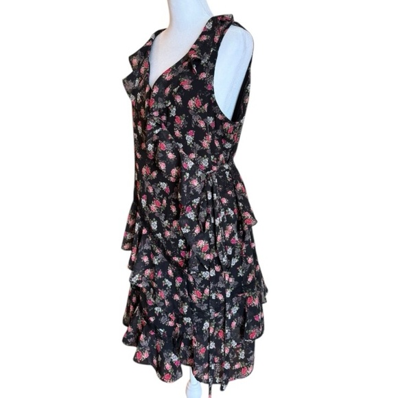 Guess Black Floral Ruffle Wrap Dress L Romantic Sleeveless V-neck Layered Hem - Picture 3 of 7